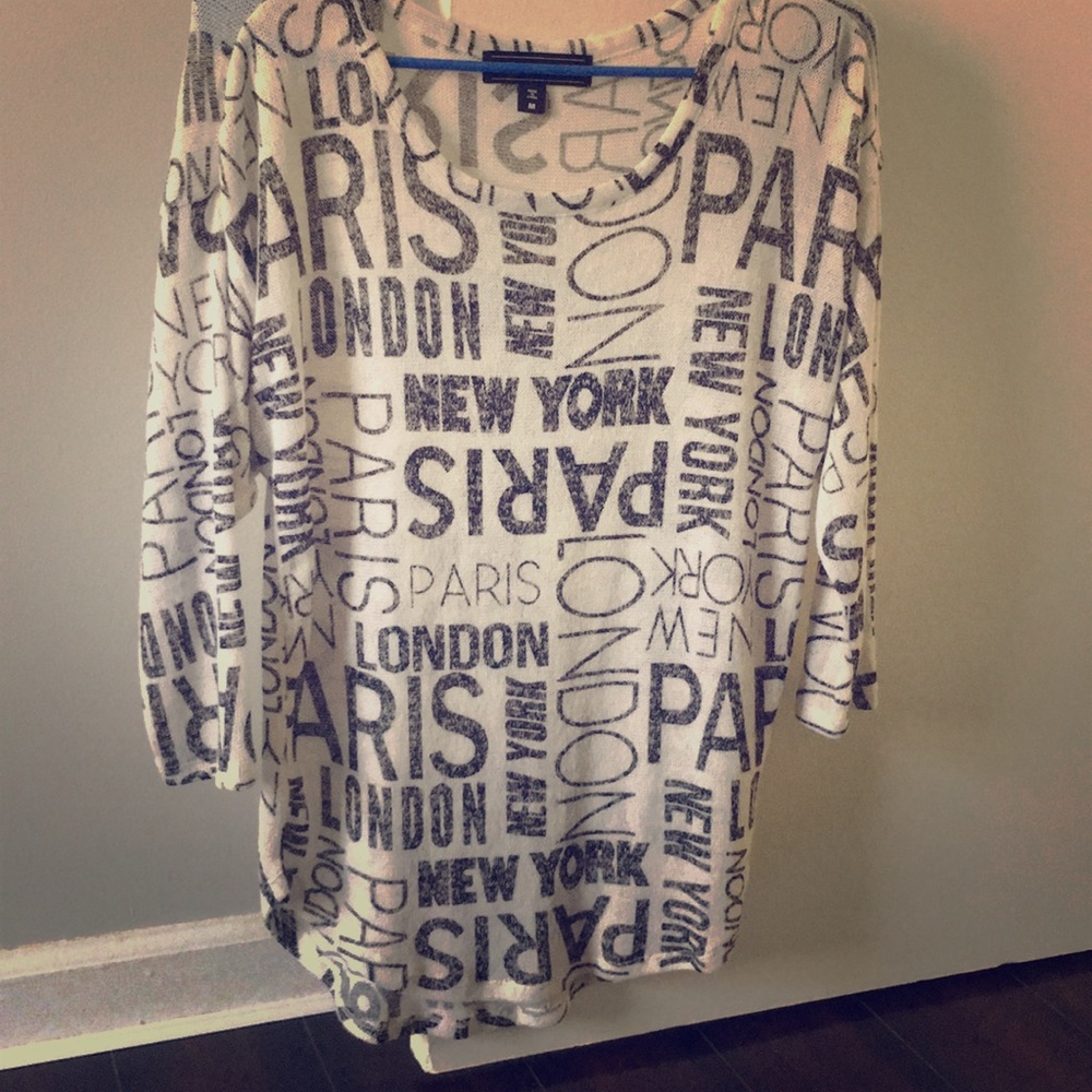 Black/dark gray and white long sleeve shirt
